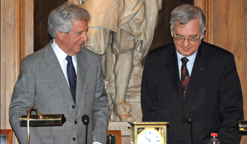 Vázquez expuso en la Academia de París sobre cambio climático y oncología Vázquez expuso en la Academia de París sobre cambio climático y oncología