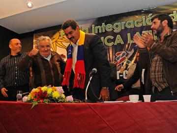 Presidentes Mujica y Maduro y representantes del PIT-CNT Presidentes Mujica y Maduro y representantes del PIT-CNT