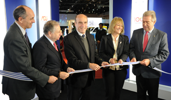 Autoridades en “Salón de movilidad eléctrica y ciudades inteligentes” Autoridades en “Salón de movilidad eléctrica y ciudades inteligentes”