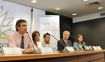 Director de la OPP, Álvaro García, en presentación de simulador de políticas públicas