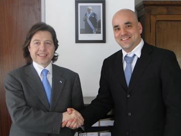 Sin imagen Sin imagen