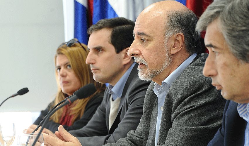 Conferencia de prensa en el Ministerio de Trabajo y Seguridad Social Conferencia de prensa en el Ministerio de Trabajo y Seguridad Social