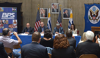 Heber Galli, Ernesto Murro, Ariel Bergamino y Kelly Keiderling