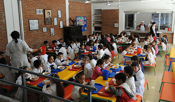 Alumnos de la escuela Víctor Lima Alumnos de la escuela Víctor Lima