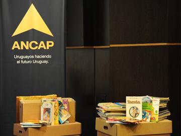 Trotancap donó libros a escuelas Trotancap donó libros a escuelas