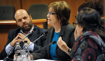 Julio Bango acompaña a la ministra Arismendi a la Comisión de Población, Desarrollo e Inclusión del Senado