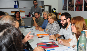 Ministra Eneida de León con organizaciones sociales de Salto Ministra Eneida de León con organizaciones sociales de Salto