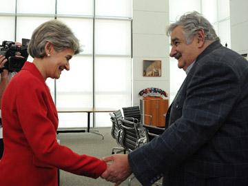 Mujica y Bokova Mujica y Bokova