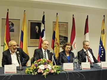 Ministro Ricardo Ehrlich y autoridades educativas de Uruguay y UE Ministro Ricardo Ehrlich y autoridades educativas de Uruguay y UE