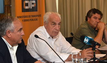 Director de Vialidad, Leonardo Cola, ministro Víctor Rossi y director de Hidrografía, Andrés Nieto Director de Vialidad, Leonardo Cola, ministro Víctor Rossi y director de Hidrografía, Andrés Nieto