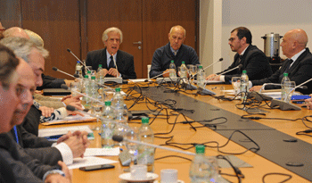 Presdiente Tabaré Vázquez en grupo de trabajo por seguridad y convivencia Presdiente Tabaré Vázquez en grupo de trabajo por seguridad y convivencia
