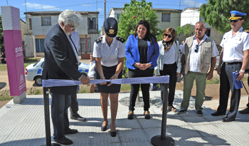 Bonomi inauguró una Unidad Especializada de Violencia Doméstica y Género en Pando Bonomi inauguró una Unidad Especializada de Violencia Doméstica y Género en Pando