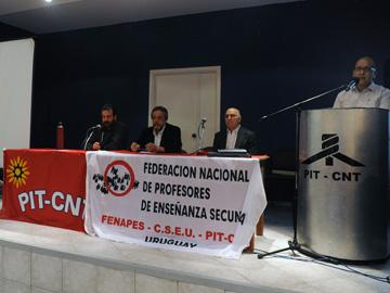 Néstor Pereira del CODICEN, Daniel Guasco del CES y Manuel Oroño de FENAPES