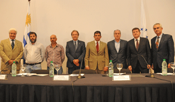 Firma del convenio tripartito sobre trabajo decente Firma del convenio tripartito sobre trabajo decente