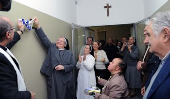 El Presidente José Mujica en inauguración de obras en Cottolengo Femenino Don Orione