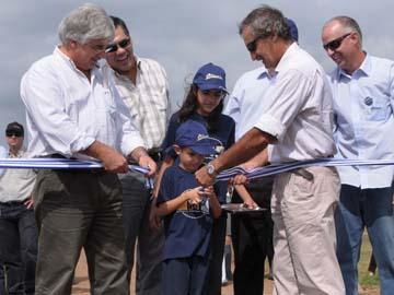 Ministro Tabaré Aguerre en la inauguración de la Cosecha de Arroz 2011 Ministro Tabaré Aguerre en la inauguración de la Cosecha de Arroz 2011
