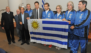 Secretaría de Deportes entregó pabellón a deportistas que participarán en Juegos de Trasplantados Secretaría de Deportes entregó pabellón a deportistas que participarán en Juegos de Trasplantados