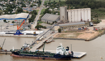Terminal portuaria de Nueva Palmira
