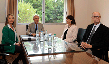 Tabaré Vázquez con representantes de la Unión de Exportadores