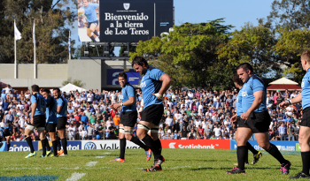 "Los Teros" de Uruguay en el estadio Charrúa jugando un partido contra la selección rusa "Los Teros" de Uruguay en el estadio Charrúa jugando un partido contra la selección rusa