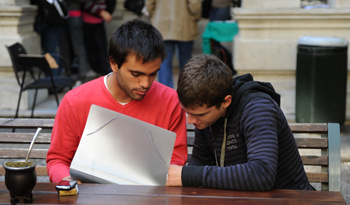 Jóvenes de educación terciaria