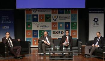 Autoridades de MIEM, ANCAP, UTE y ANTEL en videoconferencia con Expo Milán
