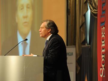 Luis Almagro, ministro de Relaciones Exteriores Luis Almagro, ministro de Relaciones Exteriores