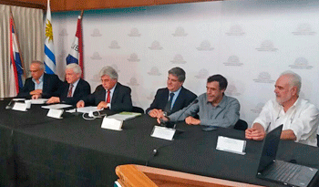 Ministro Aguerre preside instauración de comité Ministro Aguerre preside instauración de comité
