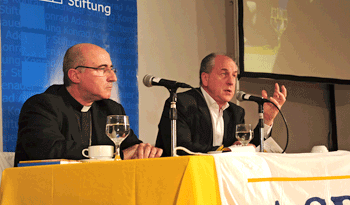 Arzobispo de Montevideo, Daniel Sturla, y ministro de Trabajo y Seguridad Socia, Ernesto Murro Arzobispo de Montevideo, Daniel Sturla, y ministro de Trabajo y Seguridad Socia, Ernesto Murro