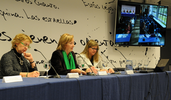 Ministra de Eduación, María Julia Muñoz, en el debate organizado por programa Unidos en Acción