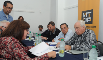 El ministro Vìctor Rossi y el intendente Daniel Martìnez en la sede de la Federación del Vidrio El ministro Vìctor Rossi y el intendente Daniel Martìnez en la sede de la Federación del Vidrio
