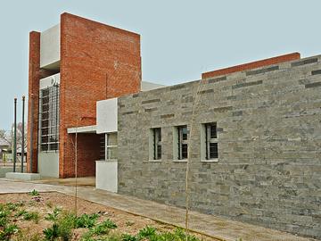 Escuela en el barrio Casavalle. Montevideo Escuela en el barrio Casavalle. Montevideo