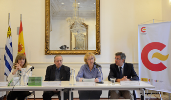 Autoridades presentan librillos “La Declaración Universal de Derechos Humanos” y “Las Reglas Mínimas de ONU” Autoridades presentan librillos “La Declaración Universal de Derechos Humanos” y “Las Reglas Mínimas de ONU”