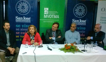 Autoridades en la firma de convenio entre OPP e Intendencia de San José Autoridades en la firma de convenio entre OPP e Intendencia de San José