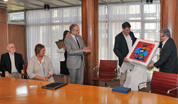 Reconocimiento a Carlos Caballero Reconocimiento a Carlos Caballero