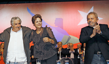 José Mujica, Dilma Rousseff, Lula Da Silva en aniversario del PT de Brasil José Mujica, Dilma Rousseff, Lula Da Silva en aniversario del PT de Brasil