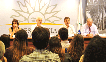 Autoridades en presentación de llamado a invetigadores realizado por OPP y ANII Autoridades en presentación de llamado a invetigadores realizado por OPP y ANII