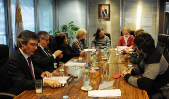 Instalación de Comisión de Análisis Retributivo y Ocupacional, presidida por ONSC Instalación de Comisión de Análisis Retributivo y Ocupacional, presidida por ONSC