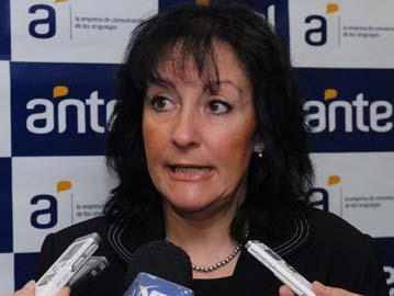 Presidente de ANTEL Carolina Cosse hablando Presidente de ANTEL Carolina Cosse hablando