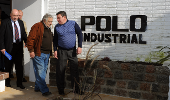 Presidente en Polo Industrial en Centro de Rehabilitación de Santiago Vázquez Presidente en Polo Industrial en Centro de Rehabilitación de Santiago Vázquez