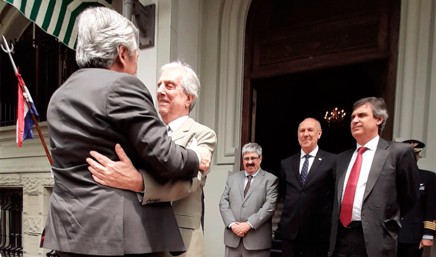 Alberto Fernández y Tabaré Vázquez Alberto Fernández y Tabaré Vázquez