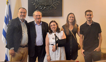 Autoridades en presentación de la Tira de la Vida y de la Historia Autoridades en presentación de la Tira de la Vida y de la Historia