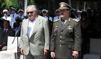 Presidente José Mujica en designación del comandante en jefe del Ejército Guido Manini Ríos