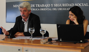 Ministro de Trabajo, Eduardo Brenta y directora del Observatorio de Trabajo, Virginia Cabrera