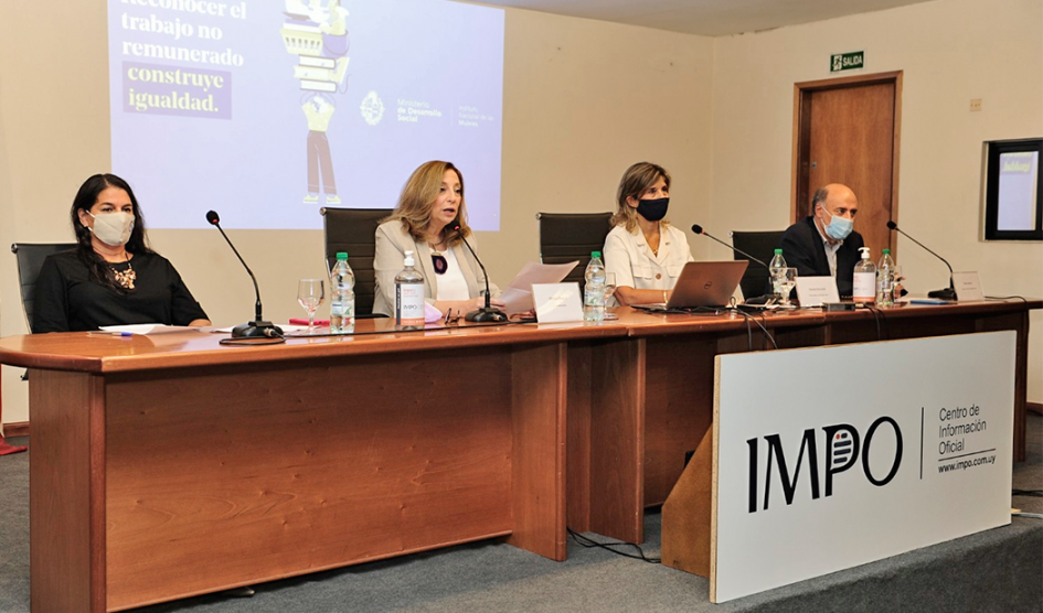 Autoridades en conmemoración del Día Internacional de la Mujer Autoridades en conmemoración del Día Internacional de la Mujer