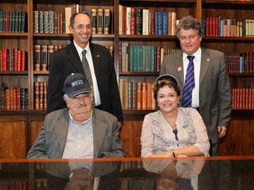 Presidentes de Brasil y Uruguay y autoridades Presidentes de Brasil y Uruguay y autoridades