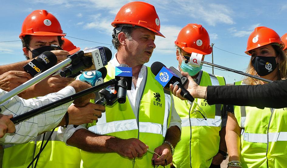 Álvaro Delgado y autoridades Álvaro Delgado y autoridades