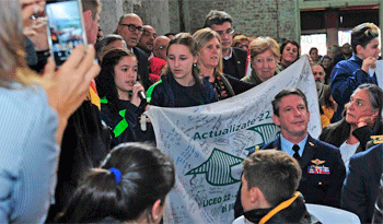 Estudiantes liceales de La Teja reclaman más centros de bachillerato Estudiantes liceales de La Teja reclaman más centros de bachillerato