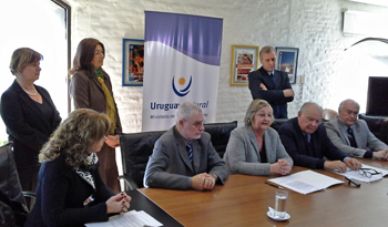 Un convenio para facilitar el turismo a los adultos mayores de bajos recursos Un convenio para facilitar el turismo a los adultos mayores de bajos recursos
