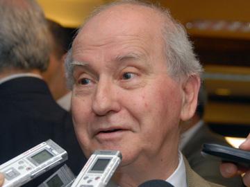 Presidente de CAMBADU, Mario Menéndez realiza declaraciones a la prensa Presidente de CAMBADU, Mario Menéndez realiza declaraciones a la prensa